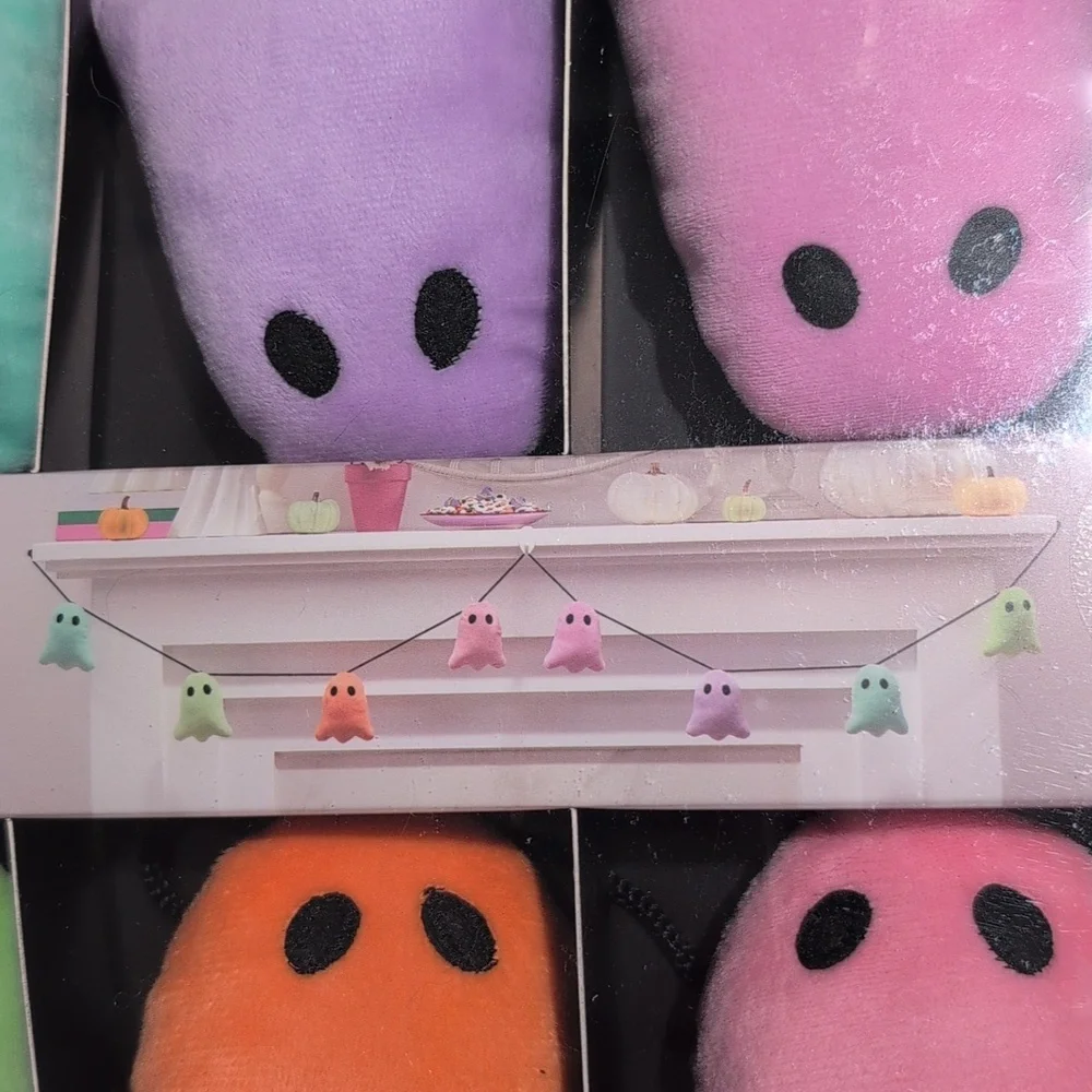 Goulish Plush Ghosts Halloween 6 Ft Garland